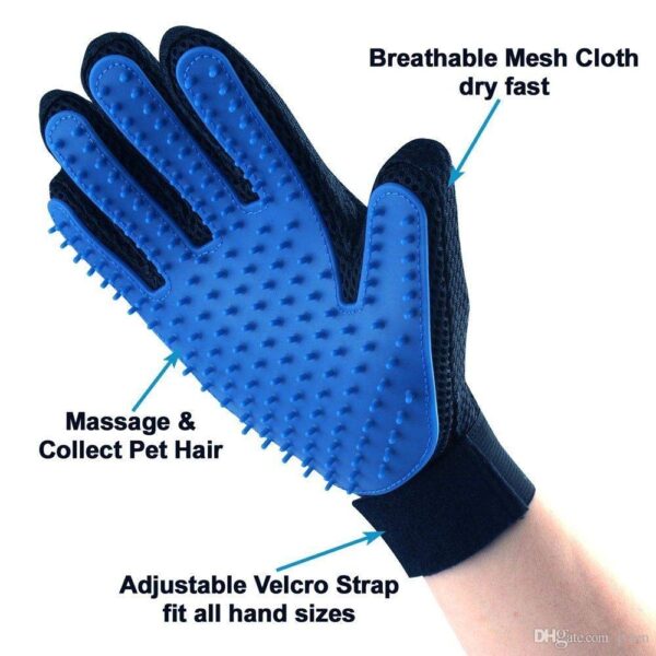 Deshedding Brush Gloves for Dogs and Cats - Image 7